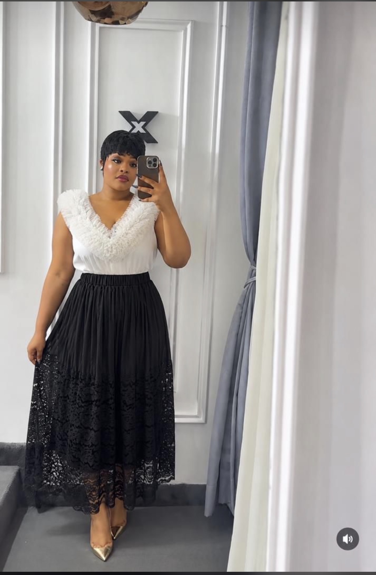 Lace Details midi Dress